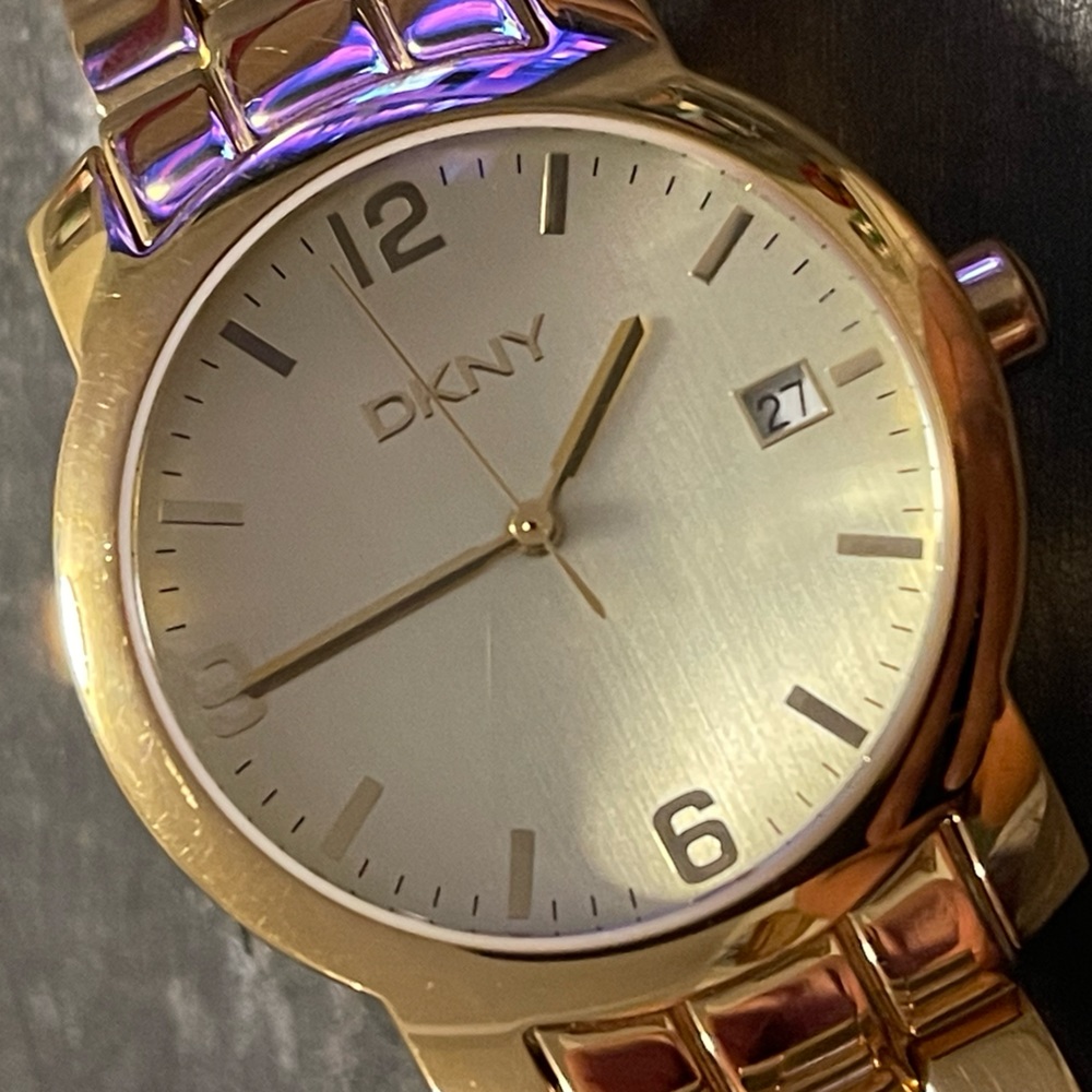 UNISEX DKNY Stainless Steel YELLOW GOLD PLATED WATCH NY1036 - Offers Considered